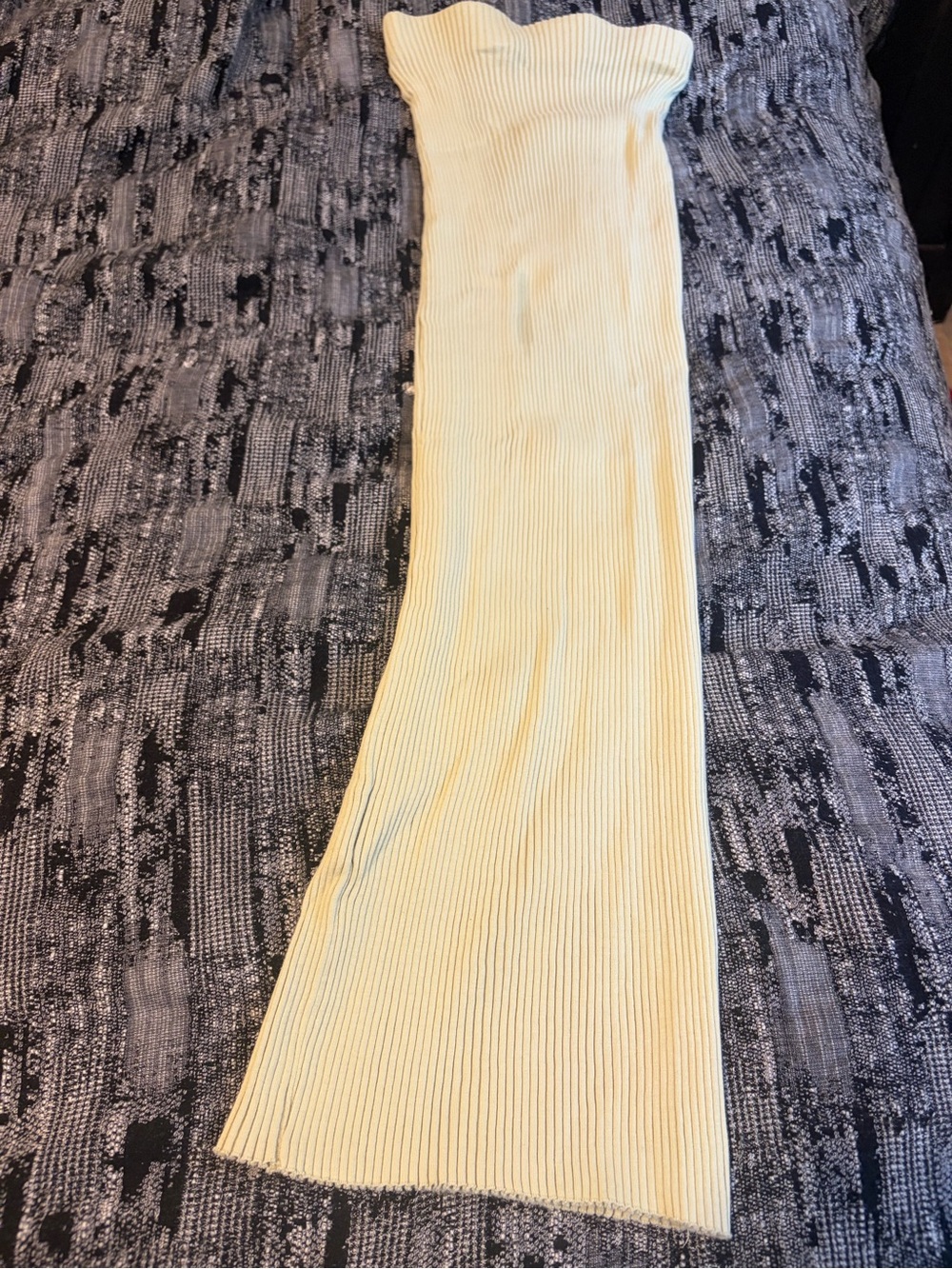 Zara Soft Pale Yellow Ribbed Pencil Skirt